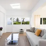 Home2book Exquisite Apt&terrace, Apartament