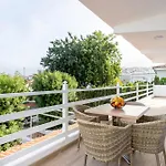 Home2book Exquisite Apt&terrace, Apartament *