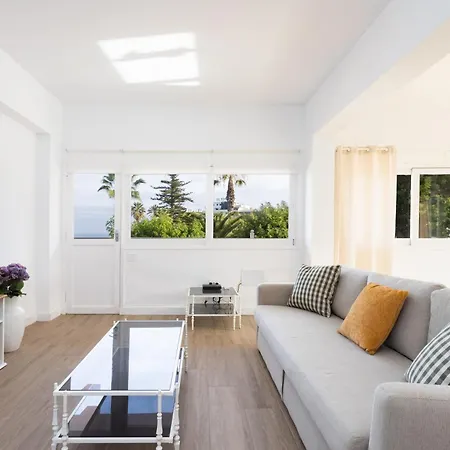 Home2book Exquisite Apt&terrace, Daire