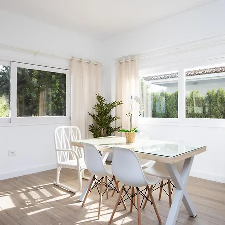 Apartment Home2book Exquisite Apt&terrace,