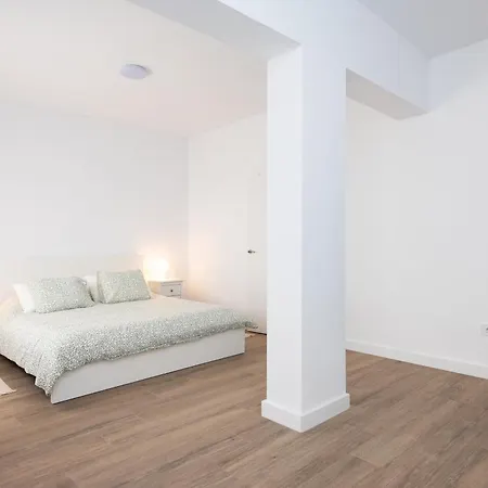 Apartment Home2book Exquisite Apt&terrace,