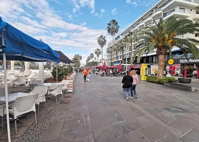 Home2book Exquisite Apt&terrace, Daire *