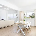 Home2book Exquisite Apt&terrace,