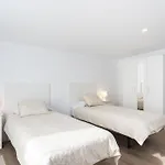 Home2book Exquisite Apt&terrace,