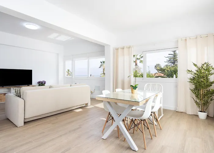 Home2book Exquisite Apt&terrace,